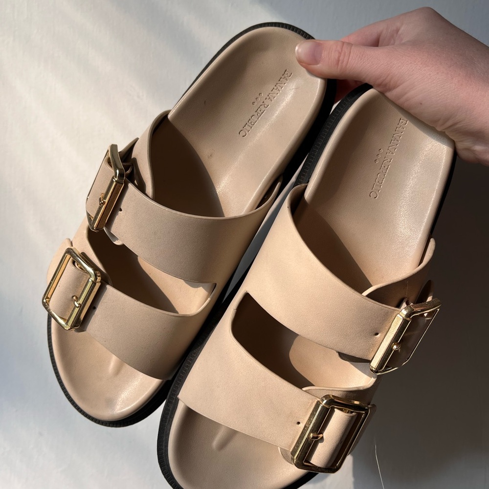 Banana Republic Factory Tan Sandals with Gold Buckles